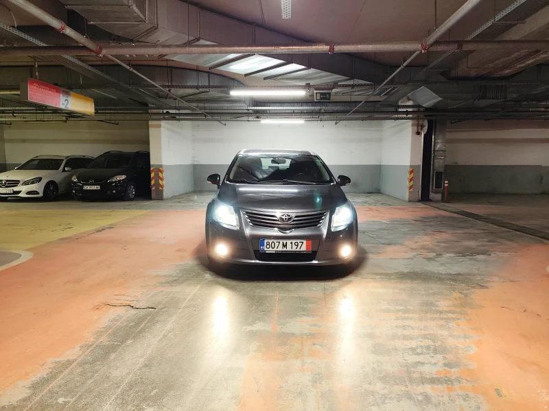 Toyota Avensis 2.0 D-4D 126HP GERMANY, снимка 9 - Автомобили и джипове - 53157569