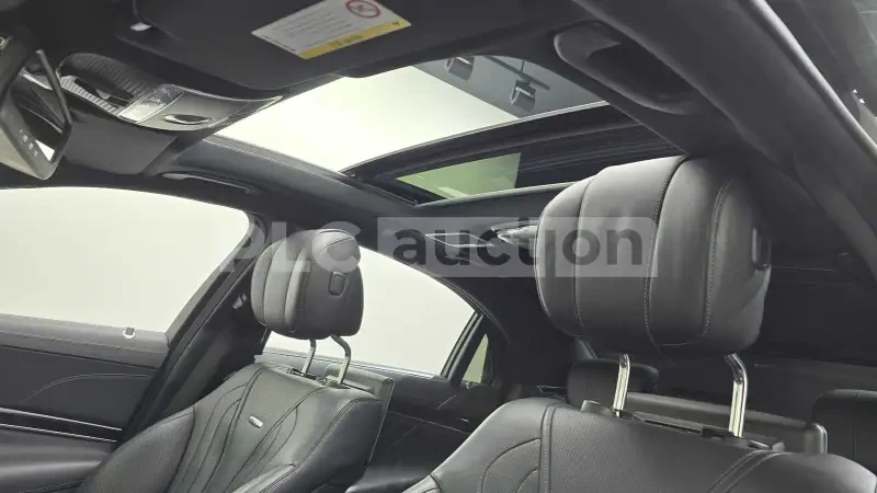 Mercedes-Benz S 63 AMG 4MATIC* BURMESTER* TV* ОБДУХВАНЕ* 360* , снимка 15 - Автомобили и джипове - 53976832