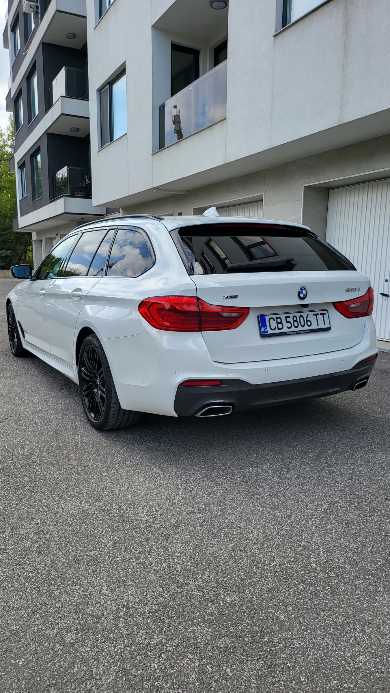 BMW 540 X-drive M-pack - изображение 3