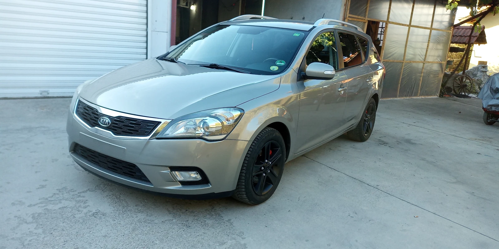 Kia Ceed 1, 6 CRDI 90к.с. - [1] 