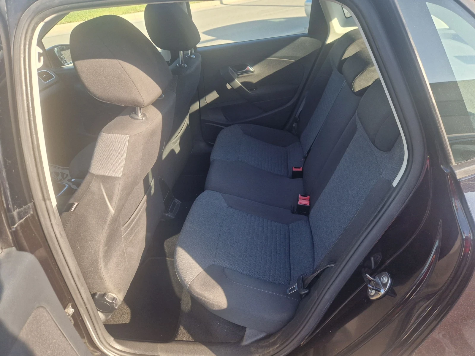 VW Polo 1.6TDI 90PS.EVRO 5 ITALIA - изображение 9