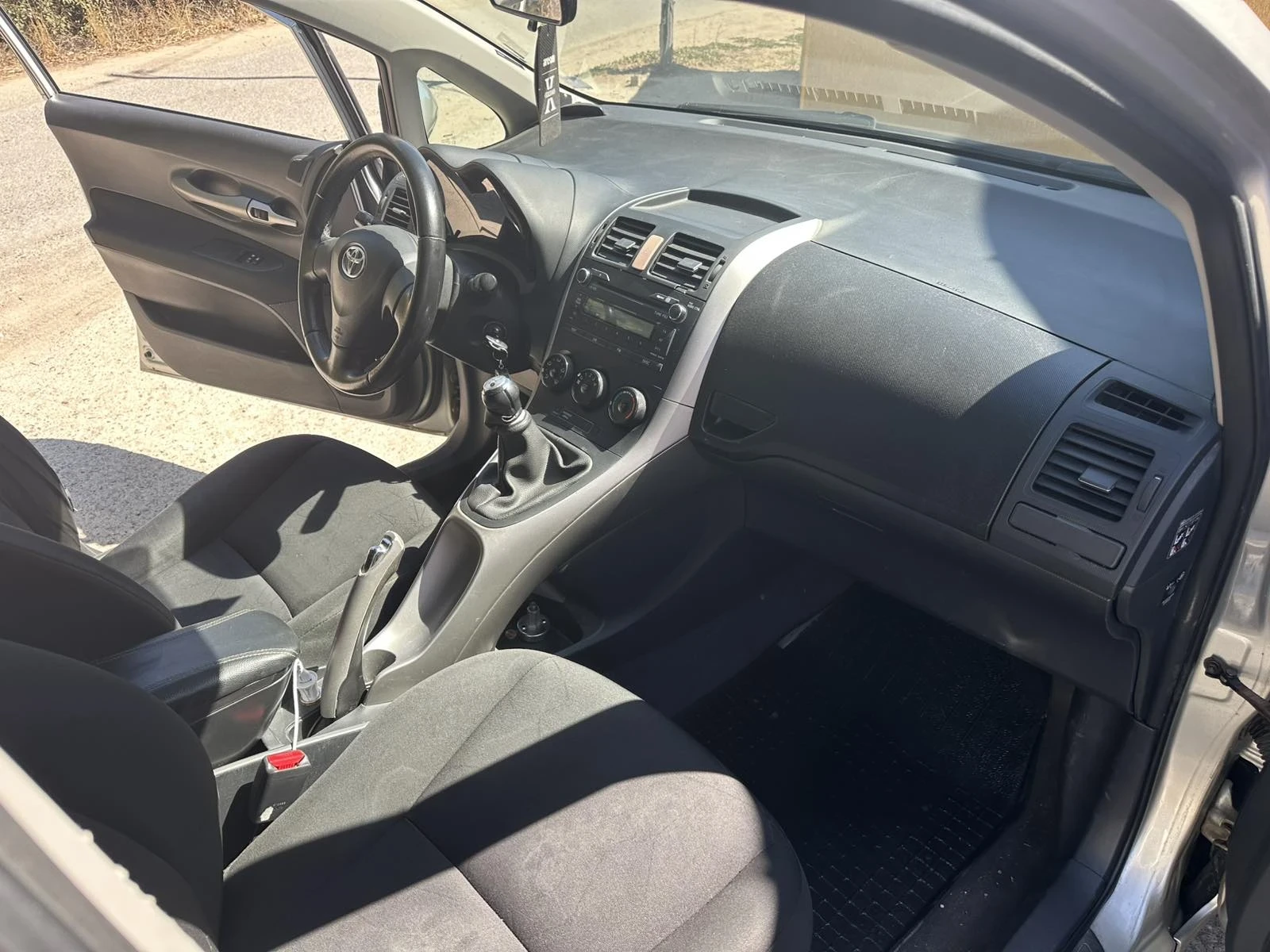 Toyota Auris 1.4 LPG | Mobile.bg — изображение 14