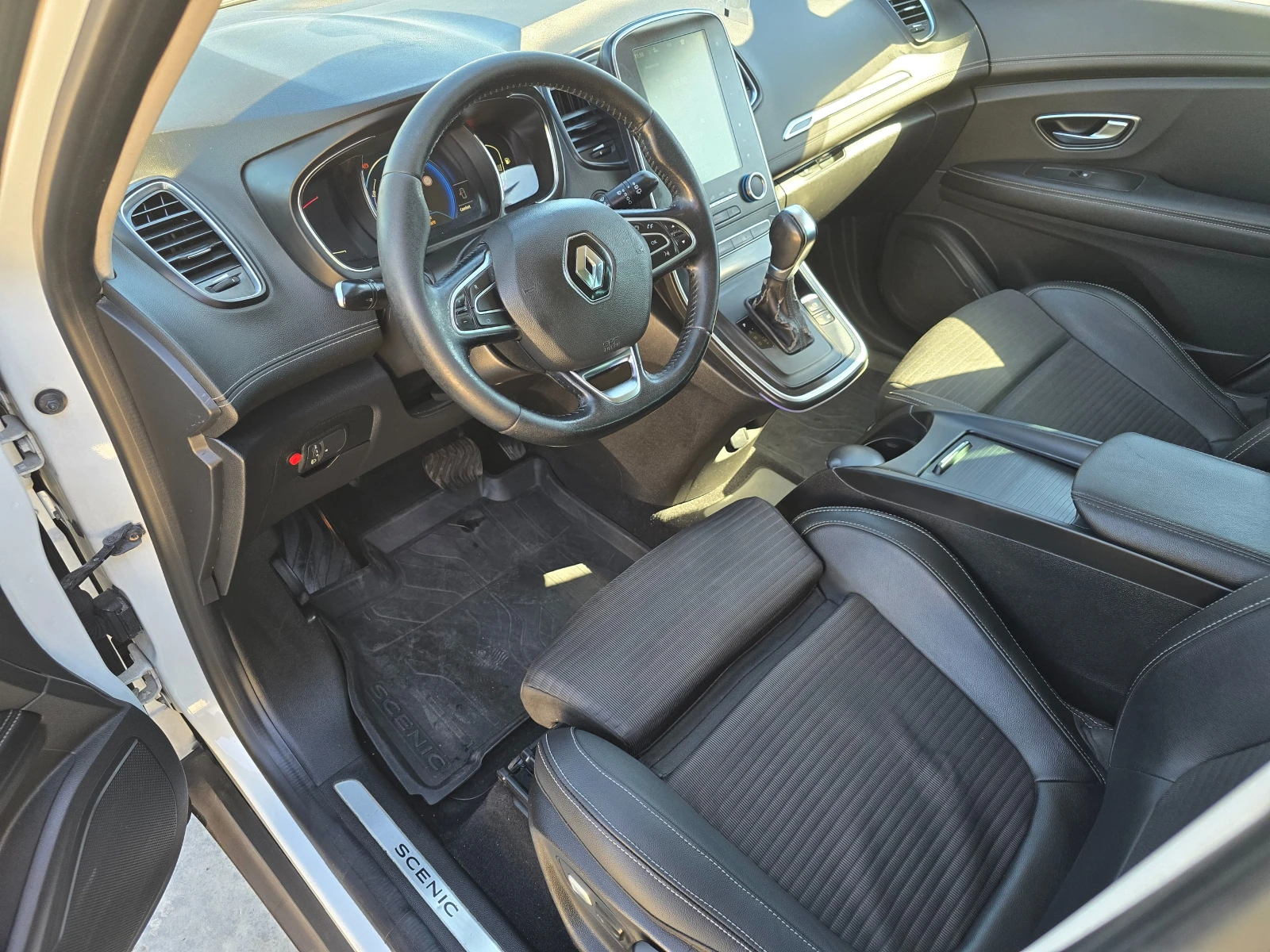 Renault Grand scenic 1.5DCI AVTOMAT - изображение 9