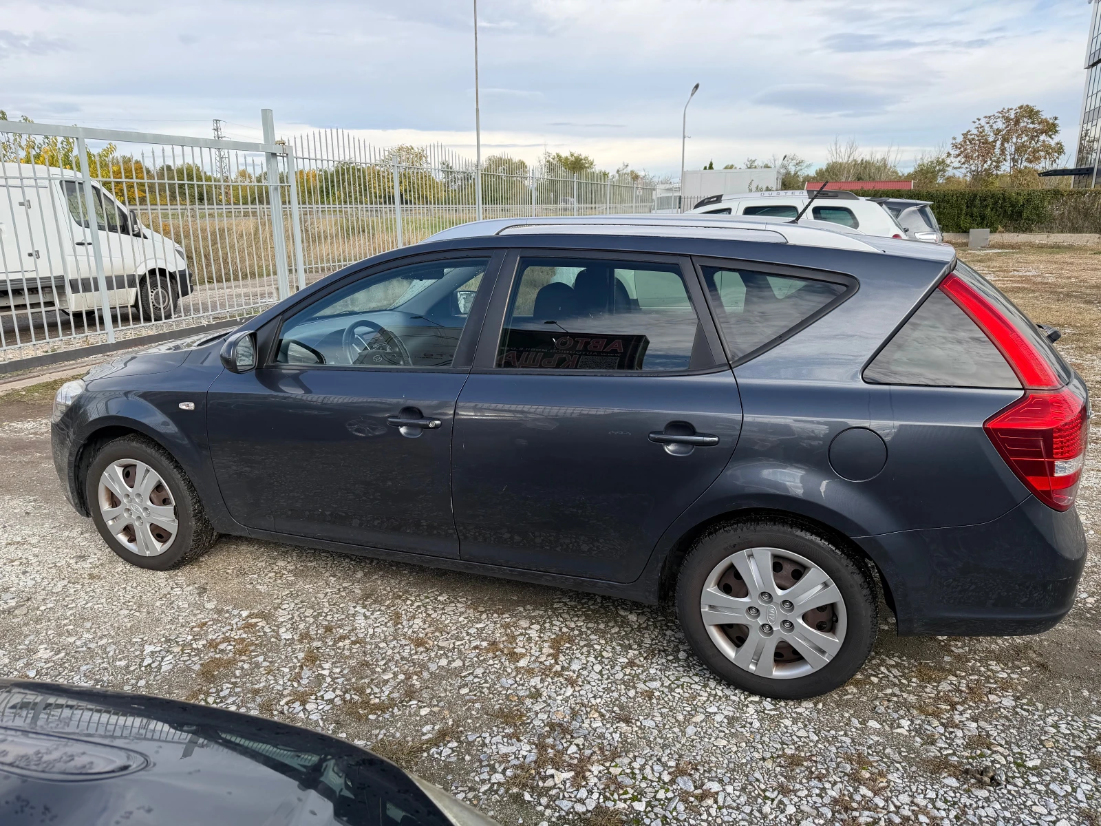 Kia Ceed 1.6 CRDI | Mobile.bg — изображение 8