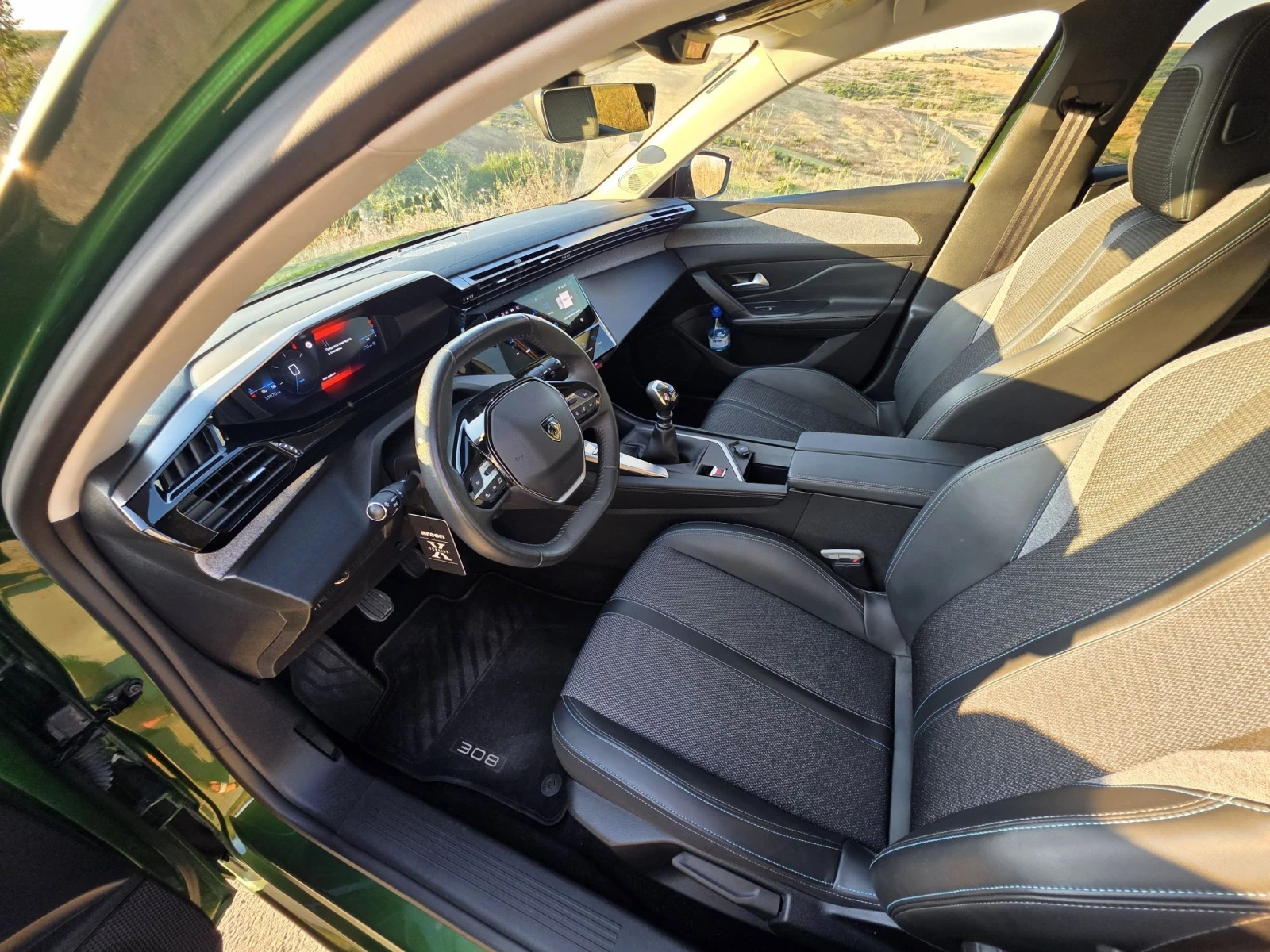 Peugeot 308 1.2i | Mobile.bg � ����������� 9