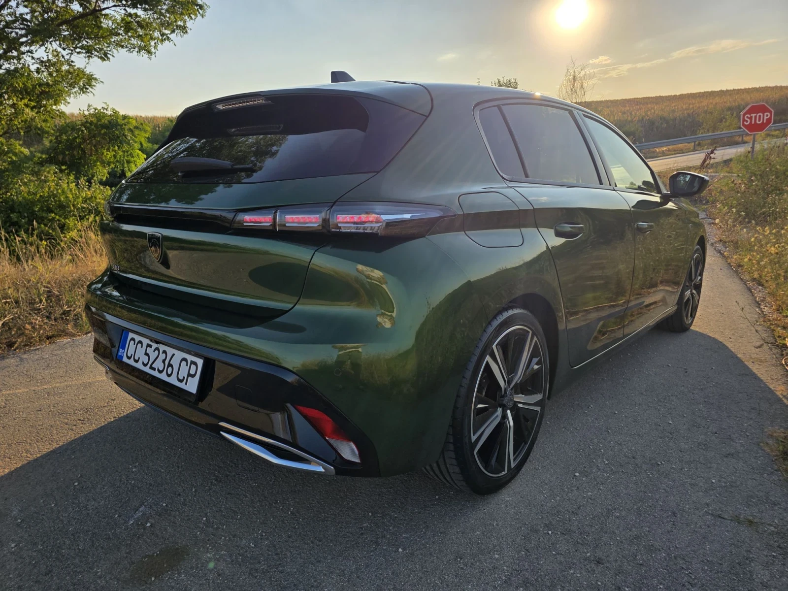 Peugeot 308 1.2i | Mobile.bg � ����������� 8