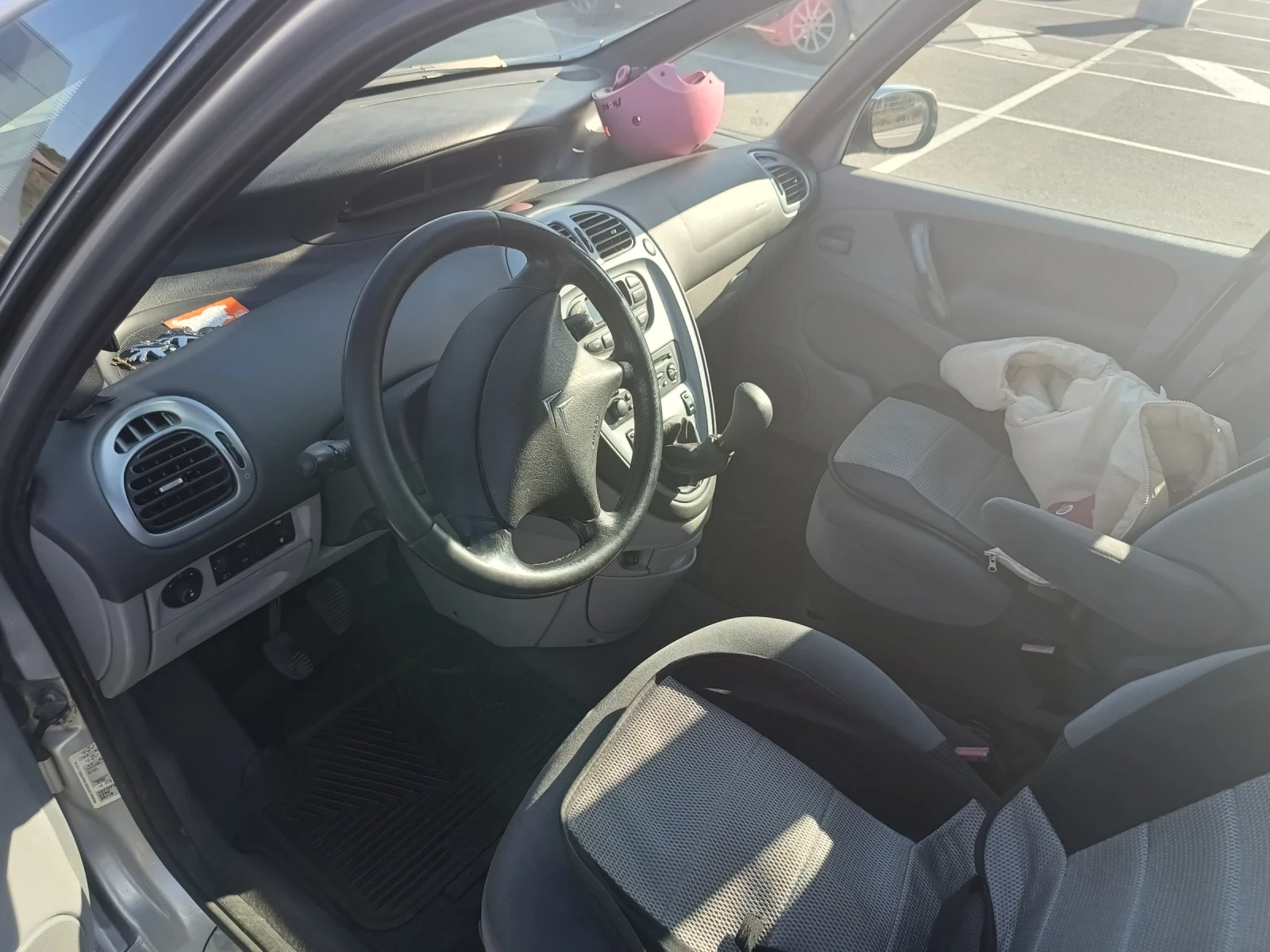 Citroen Xsara picasso, снимка 13 - Автомобили и джипове - 54399150