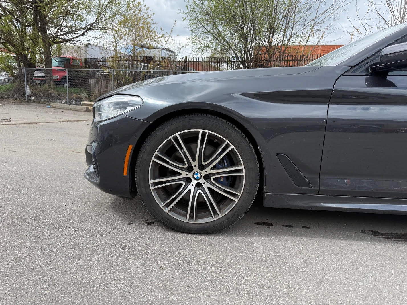 BMW 540 i xDrive/M-pack/H&k/360/ОБДУХВАНЕ, снимка 9 - Автомобили и джипове - 54465496