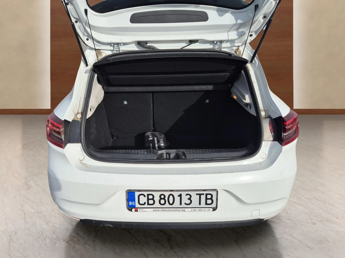 Renault Clio 1.0 SCE, снимка 12 - Автомобили и джипове - 54541176