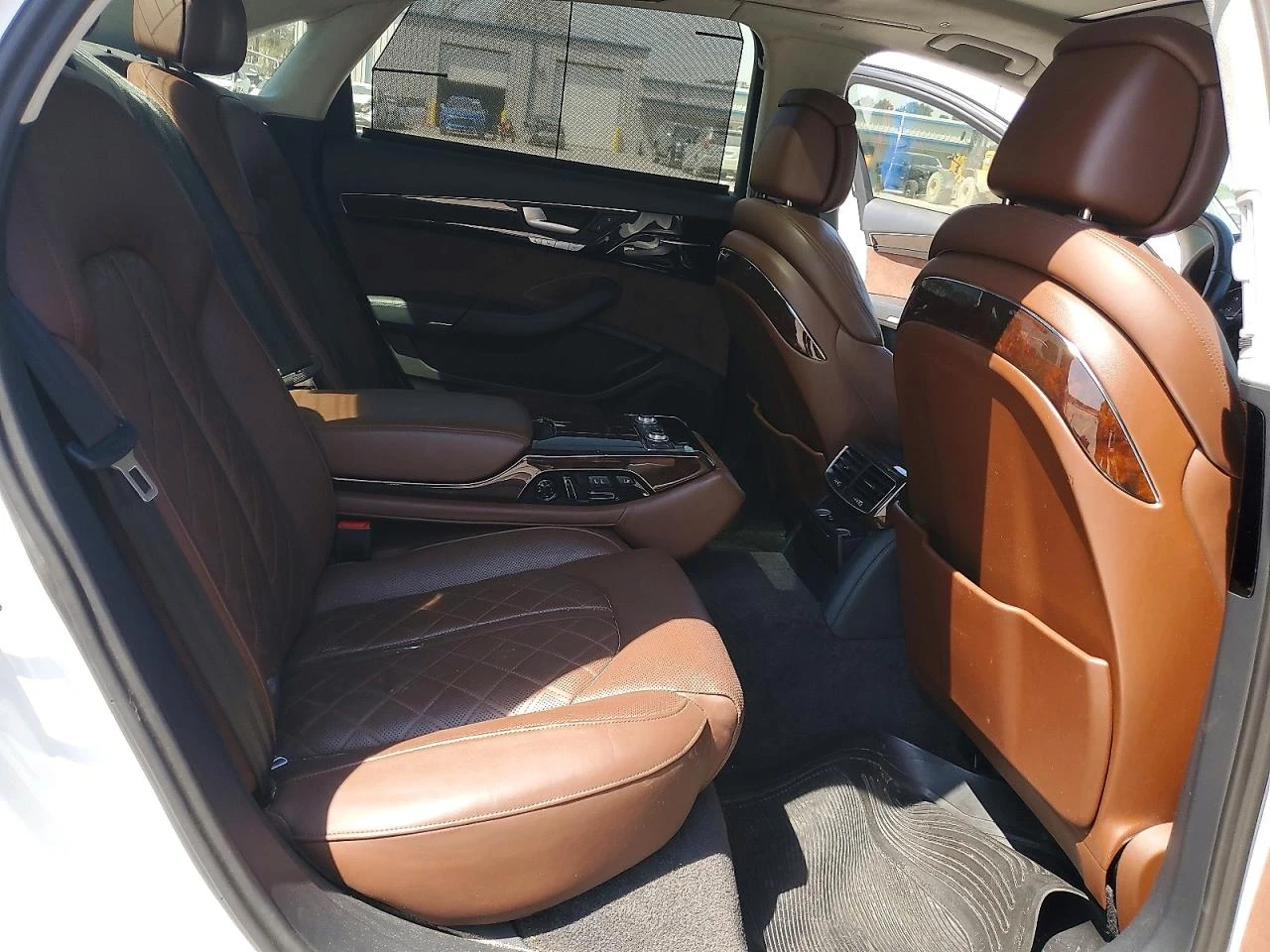 Audi A8 4.0V8* FACE* FULL* РЕАЛНИ КМ! , снимка 9 - Автомобили и джипове - 54543564