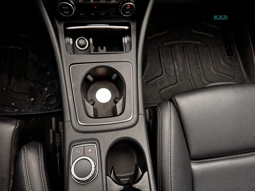 Mercedes-Benz CLA 250 4MATIC * АвтоКредит* (ЦЕНА ДО БГ), снимка 17 - Автомобили и джипове - 54567795