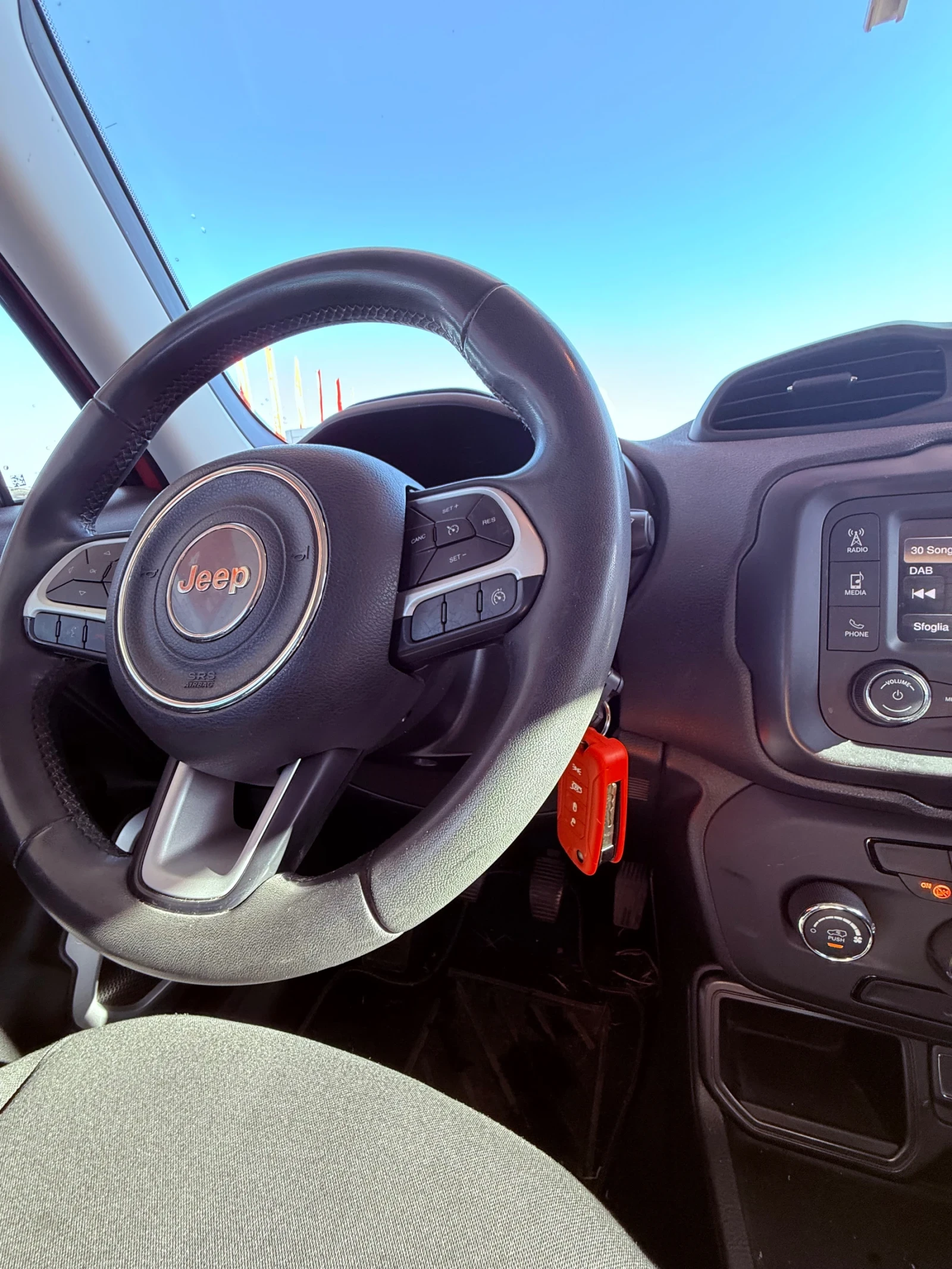 Jeep Renegade 1.4 T-JET фабрична газ LONGITUDE, снимка 10 - Автомобили и джипове - 54620884