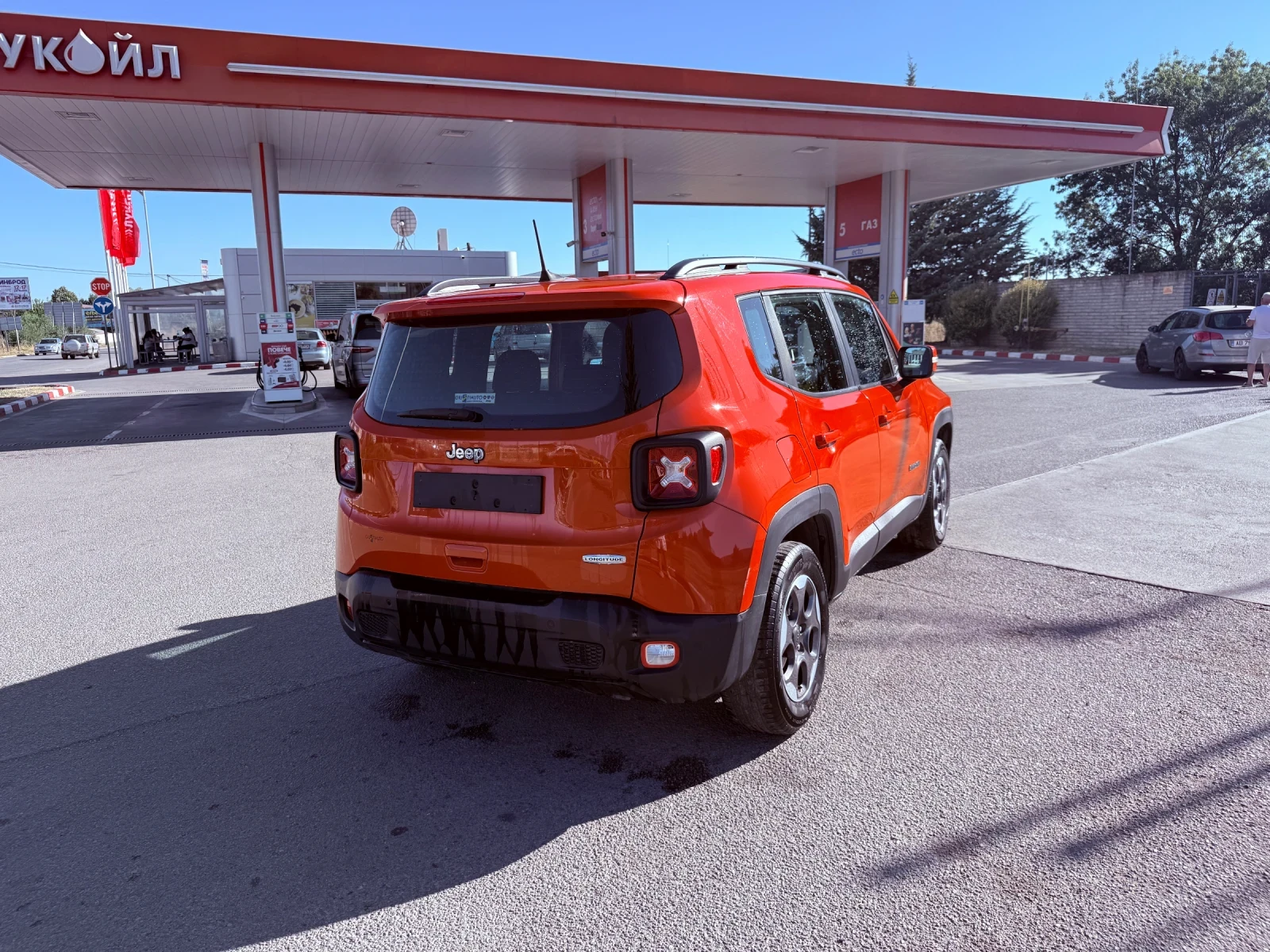 Jeep Renegade 1.4 T-JET фабрична газ LONGITUDE, снимка 6 - Автомобили и джипове - 54620884
