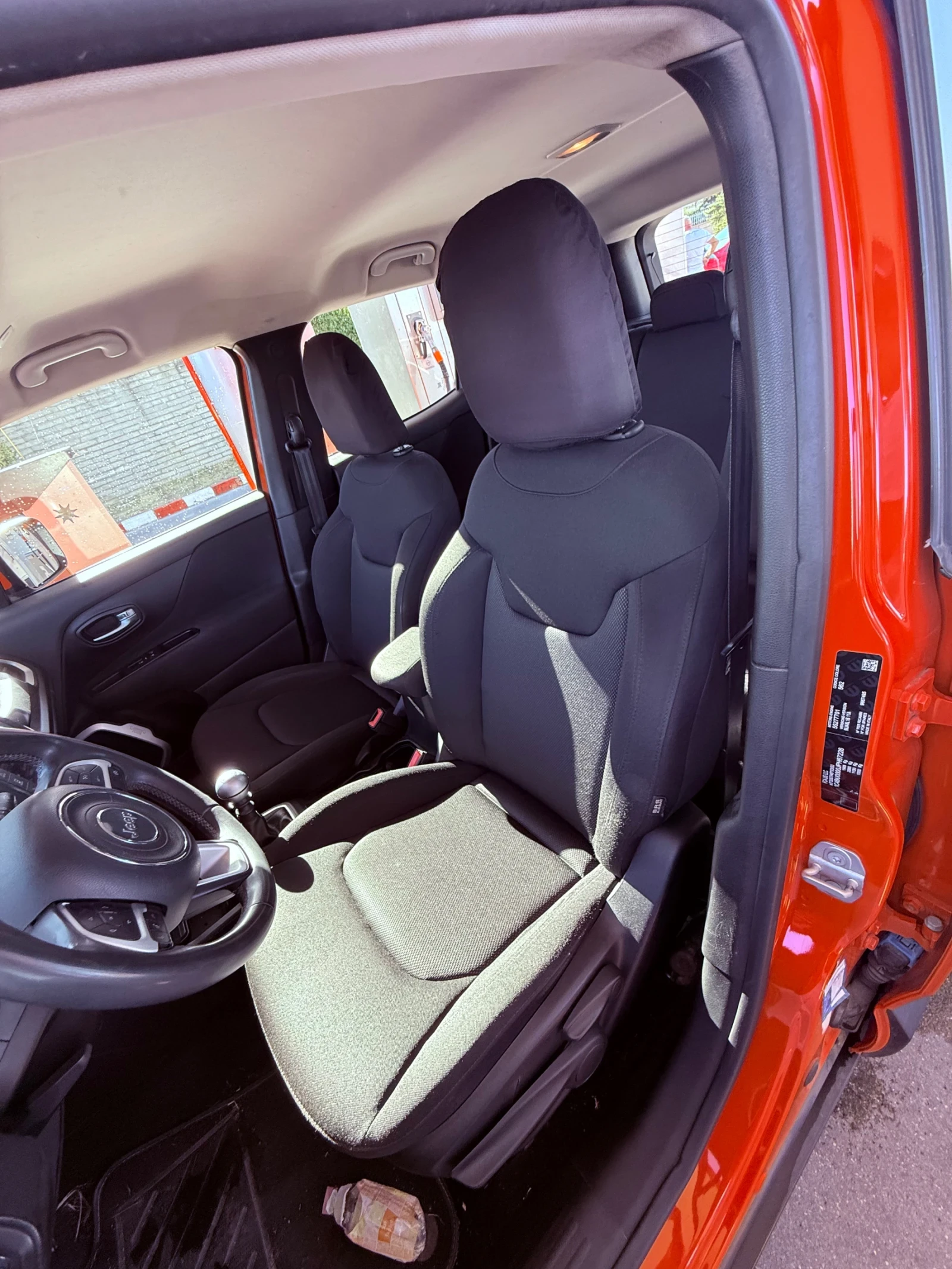 Jeep Renegade 1.4 T-JET фабрична газ LONGITUDE, снимка 11 - Автомобили и джипове - 54620884