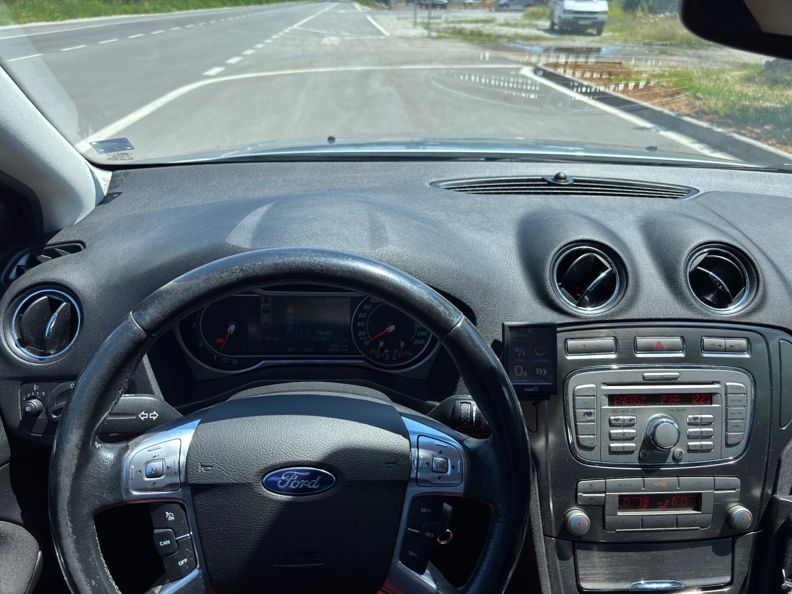 Ford Mondeo 2.0 tdci, снимка 9 - Автомобили и джипове - 54986984