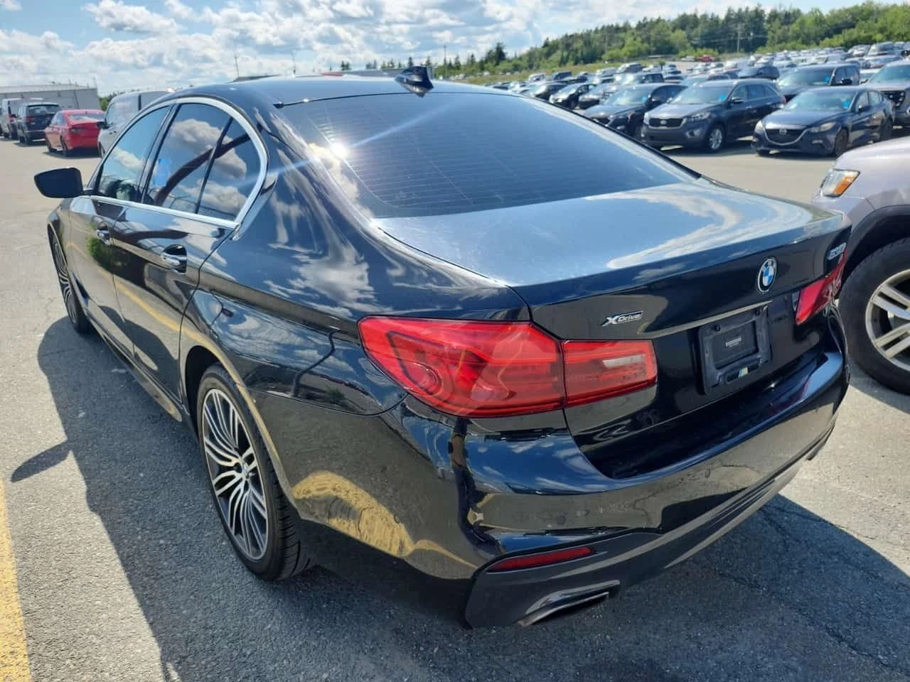 BMW 530 XDRIVE * FULL M PACK* DIGITAL* ПОДГРЕВИ* КАМЕРА* , снимка 4 - Автомобили и джипове - 55181536