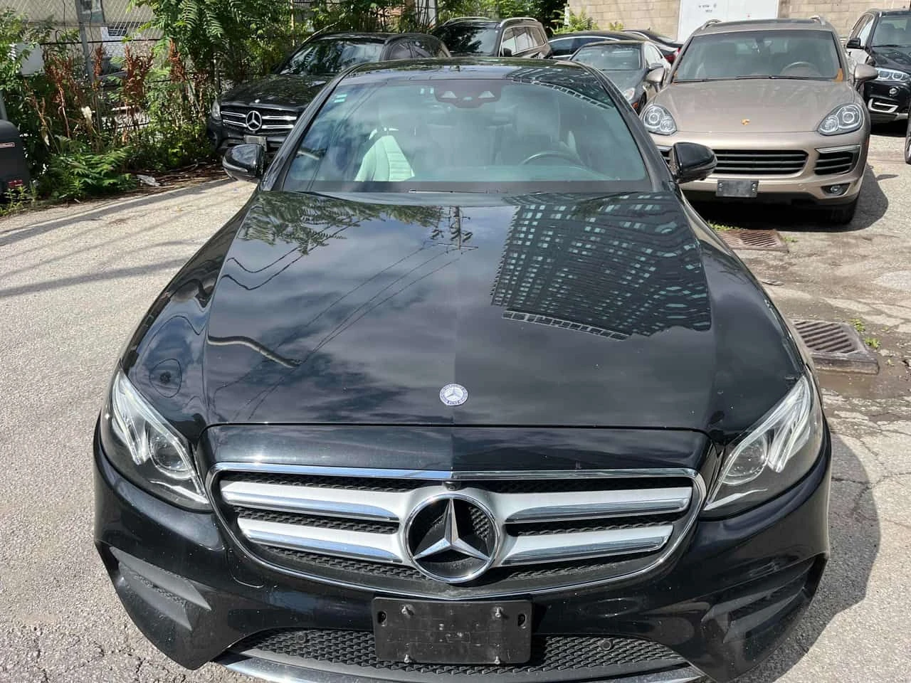 Mercedes-Benz E 400 * CARFAX * ЦЕНА ДО БГ, снимка 2 - Автомобили и джипове - 55243137