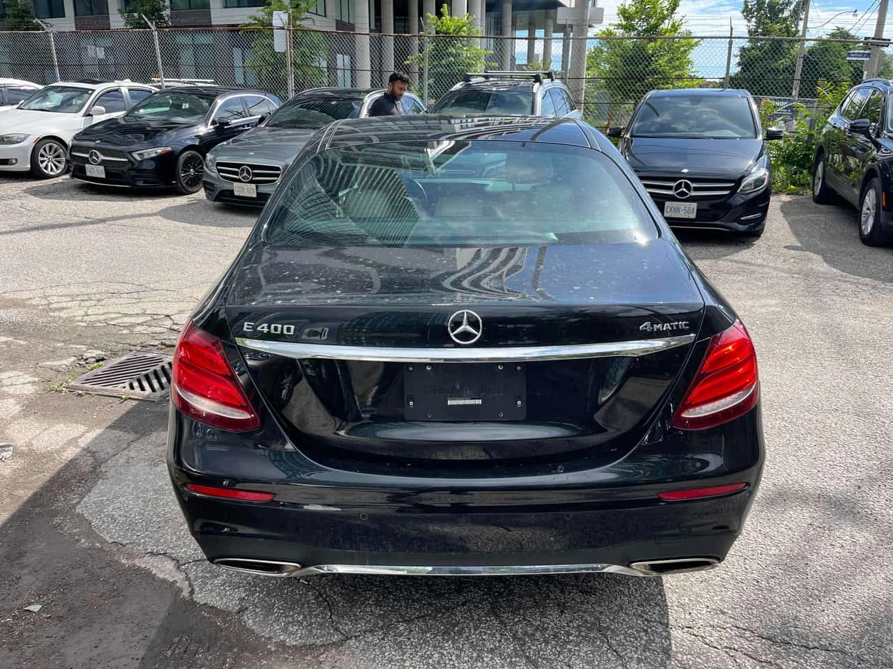 Mercedes-Benz E 400 * CARFAX * ЦЕНА ДО БГ, снимка 4 - Автомобили и джипове - 55243137