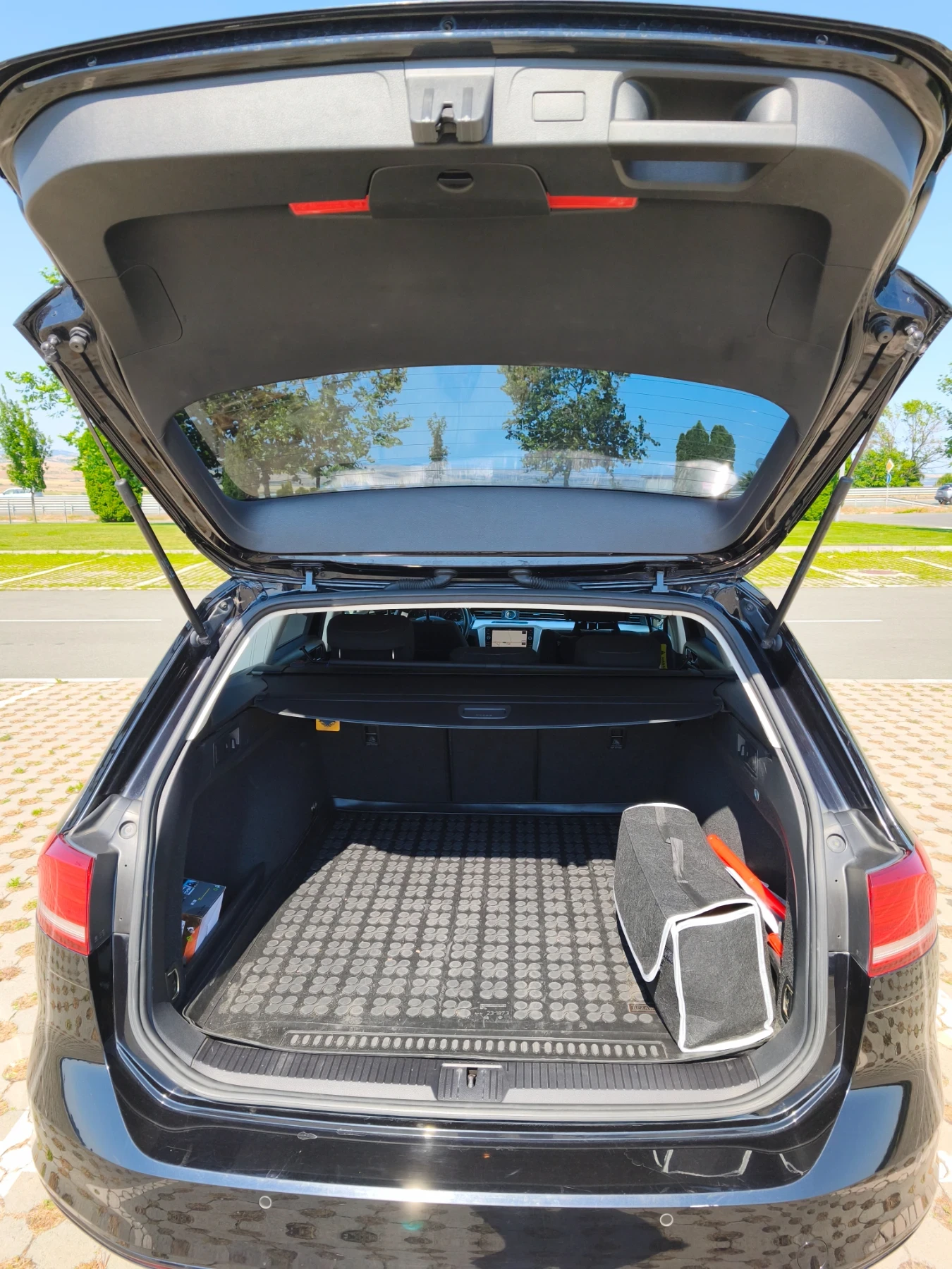 VW Passat 2.0TDI 150кс ръчка, снимка 5 - Автомобили и джипове - 55467806
