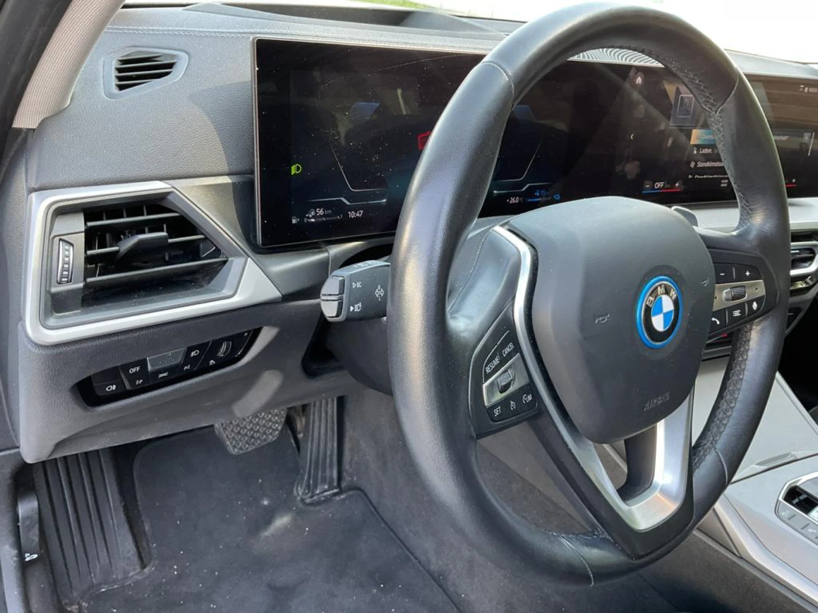 BMW 320 Plug-in Hybrid, снимка 9 - Автомобили и джипове - 56374951