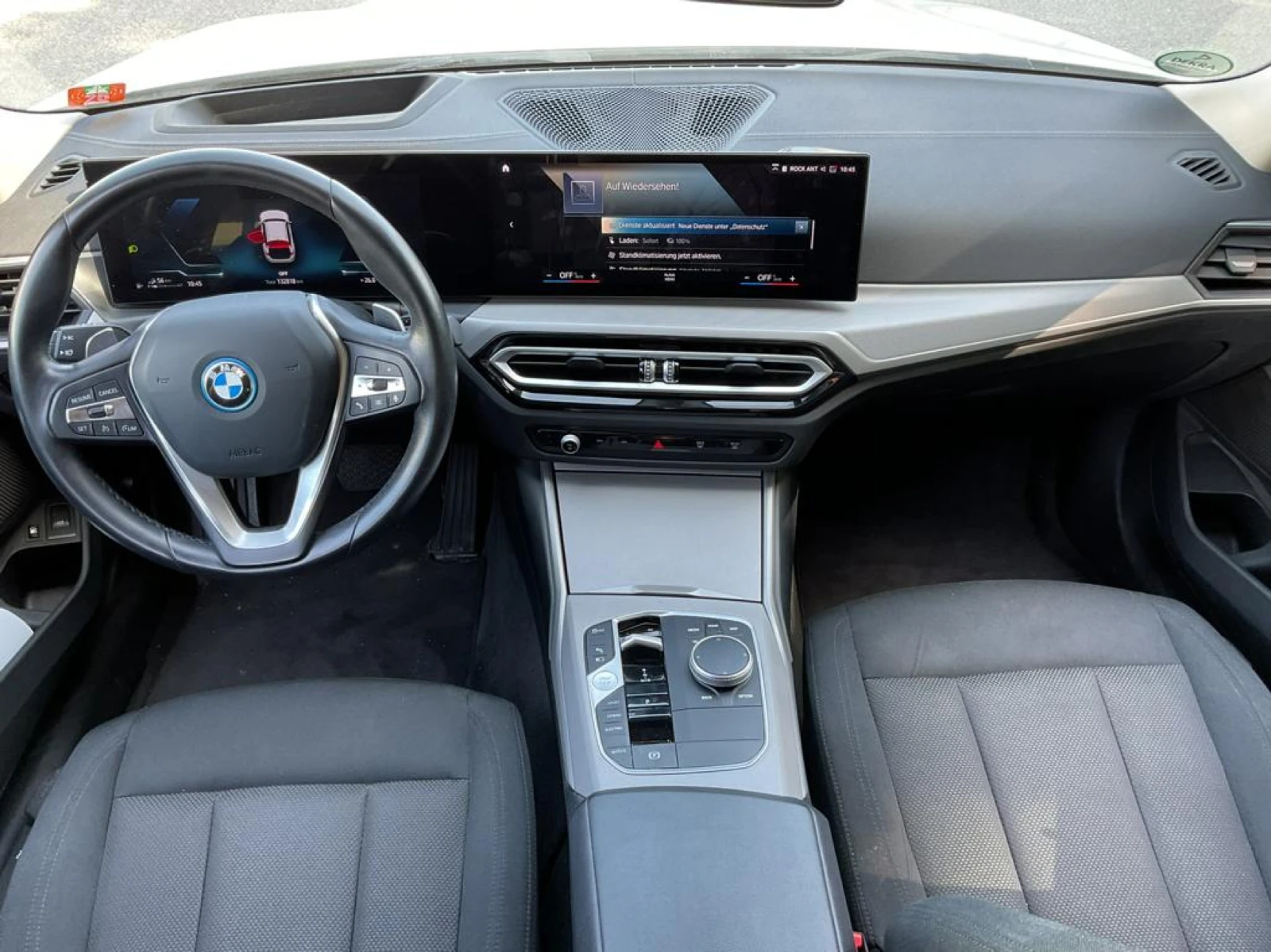 BMW 320 Plug-in Hybrid, снимка 7 - Автомобили и джипове - 56374951