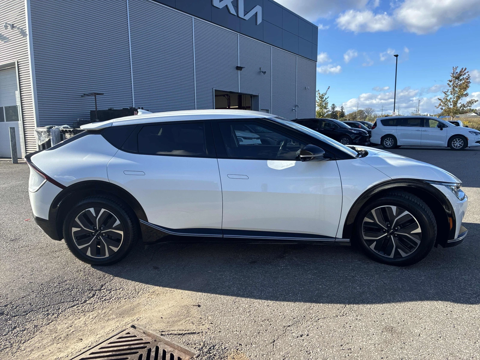 Kia EV6 Long Range / Carfax / Лизинг, снимка 3 - Автомобили и джипове - 56519929