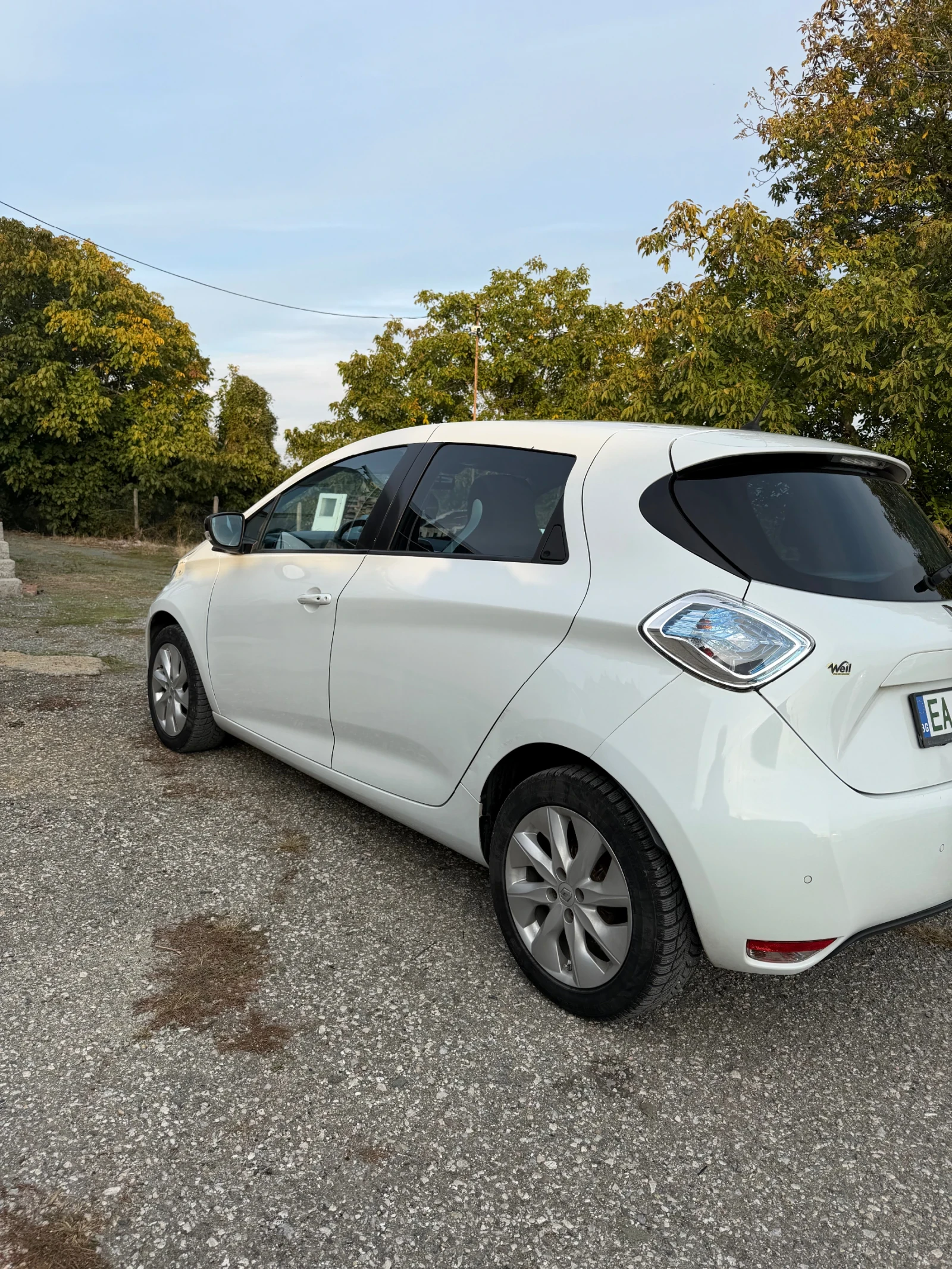 Renault Zoe R240 Intens, снимка 2 - Автомобили и джипове - 56644648