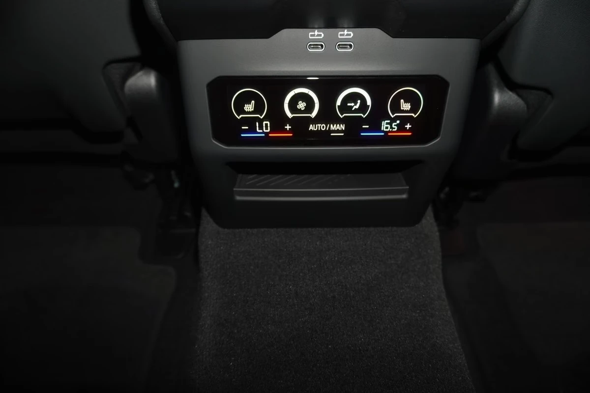 BMW i5 eDrive40/DRIVING PRO/360 CAM/HUD/VENT SEATS | Mobile.bg � ����������� 17