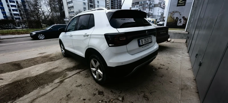 VW T-Cross 1.0, снимка 4 - Автомобили и джипове - 48237724