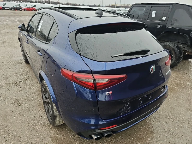 Alfa Romeo Stelvio, снимка 3 - Автомобили и джипове - 48726344