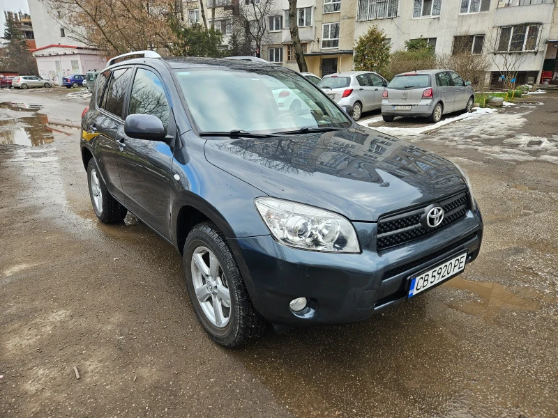 Toyota Rav4, снимка 5 - Автомобили и джипове - 49272420