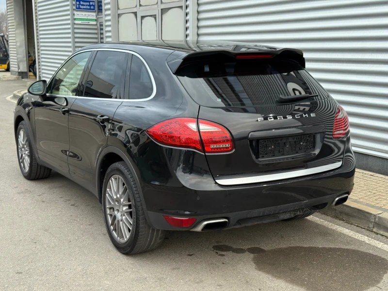 Porsche Cayenne Bose+ BiXenon+ 3.0TDI+ 245kc+ 8ZF, снимка 3 - Автомобили и джипове - 52691097