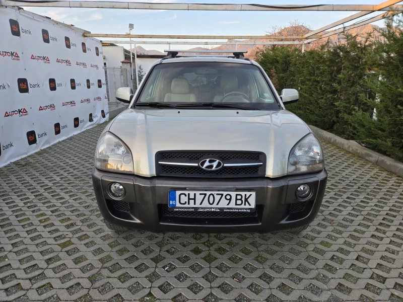 Hyundai Tucson 2.0i-141кс= ГАЗ= 4Х4= НАВИ= ОБСЛУЖЕН= КЛИМАТРОНИК