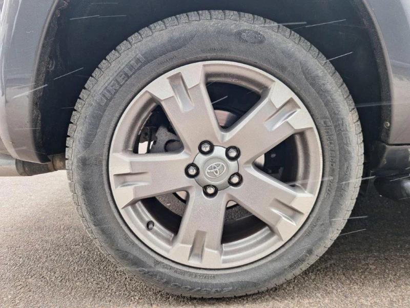 Toyota Rav4 2.2 D-CAT,  6 А/Т , снимка 10 - Автомобили и джипове - 53425344