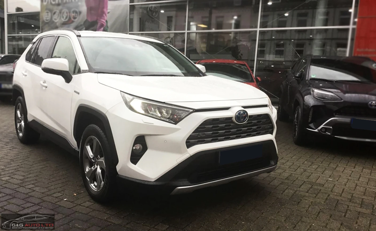 Toyota Rav4 2.5 HYBRID/4X4/222HP/TEAM D/CAMERA/NAVI/499 - изображение 3