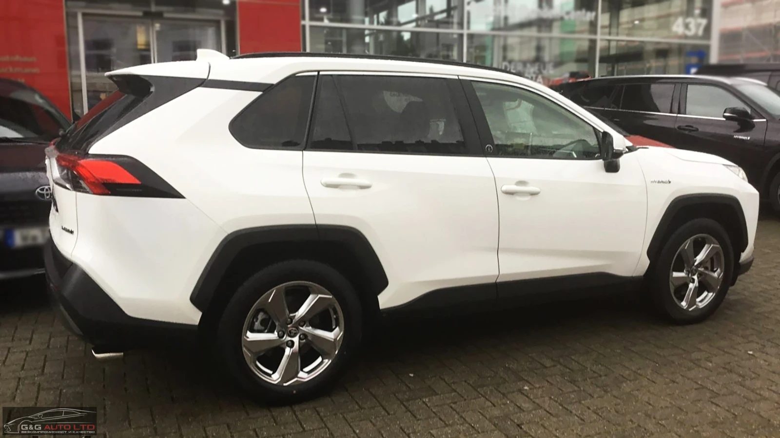 Toyota Rav4 2.5 HYBRID/4X4/222HP/TEAM D/CAMERA/NAVI/499 - изображение 4