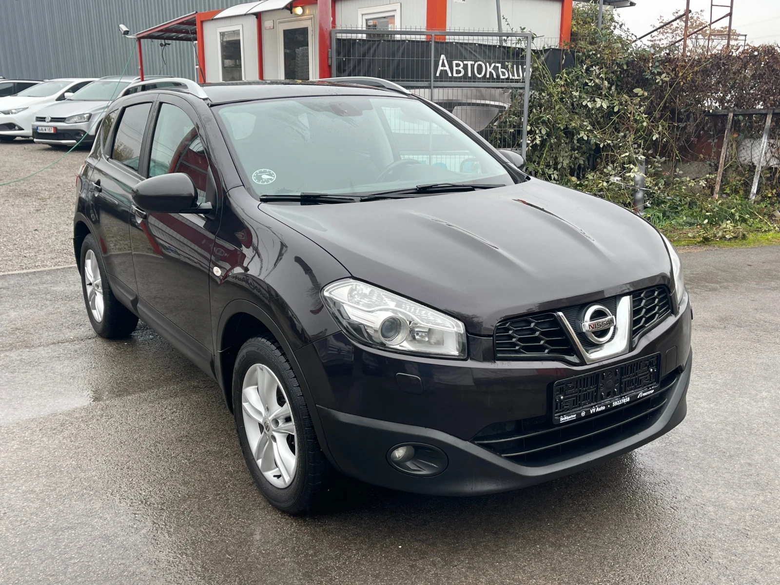 Nissan Qashqai 2.0i Бензин, Facelift, Панорама, Keyless, Подгрев - изображение 2