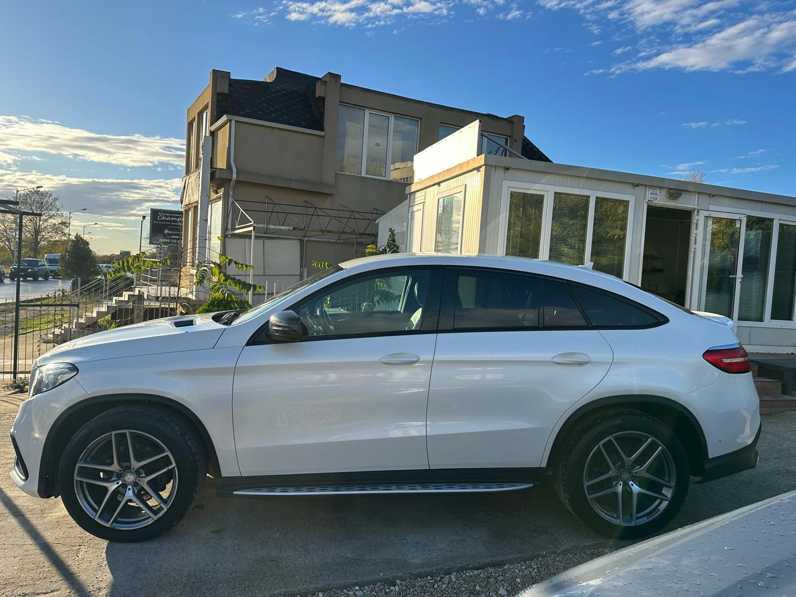 Mercedes-Benz GLE 350 9G* 360CAM* COUPE* WHITE-PEARL* AMG-PACK | Mobile.bg   8