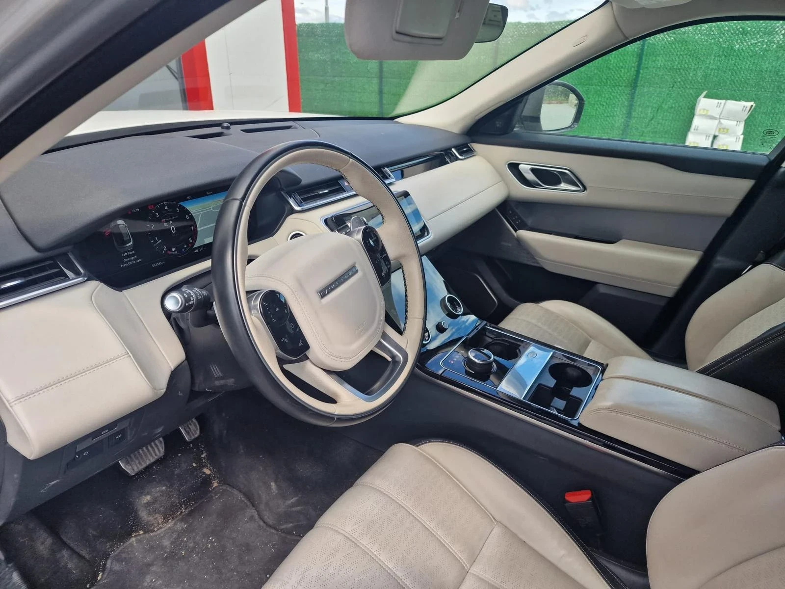 Land Rover Range Rover Velar  - изображение 9