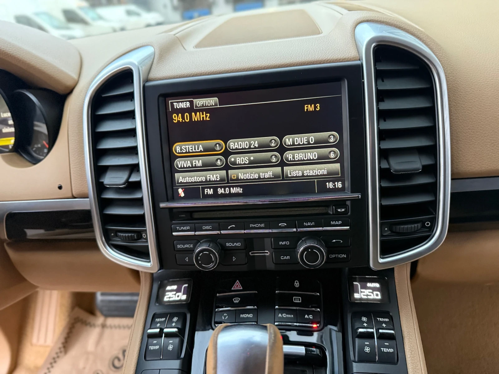 Porsche Cayenne Bose+ BiXenon+ 3.0TDI+ 245kc+ 8ZF | Mobile.bg � ����������� 12