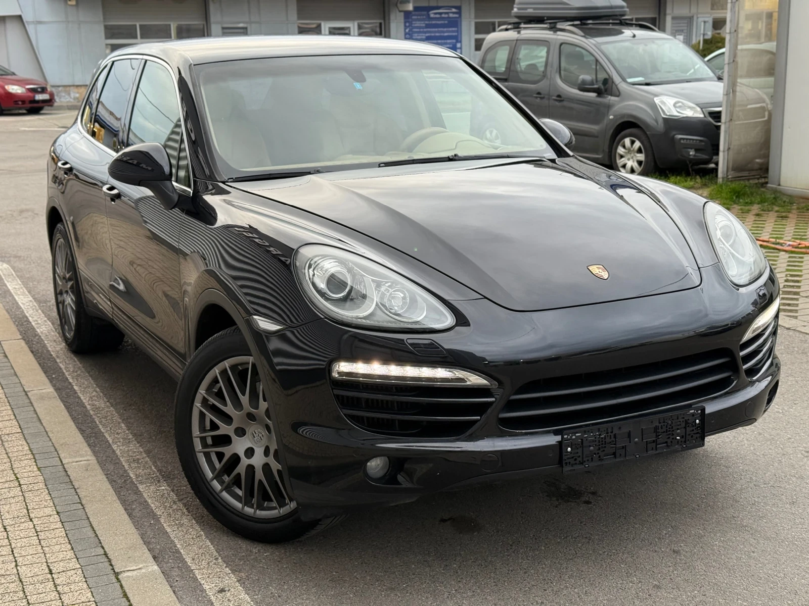 Porsche Cayenne Bose+ BiXenon+ 3.0TDI+ 245kc+ 8ZF - изображение 6