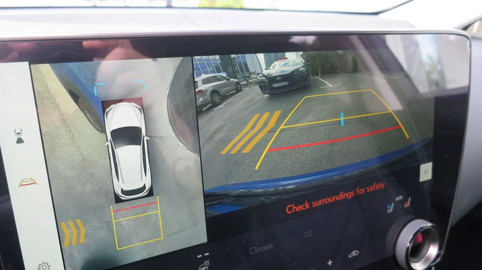 Lexus NX 350h, снимка 11 - Автомобили и джипове - 53690685