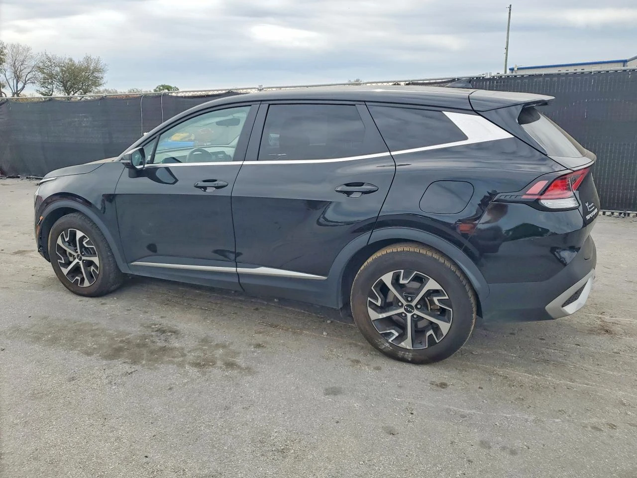 Kia Sportage 2.5* EX* РЕАЛНИ КМ, снимка 3 - Автомобили и джипове - 53747213