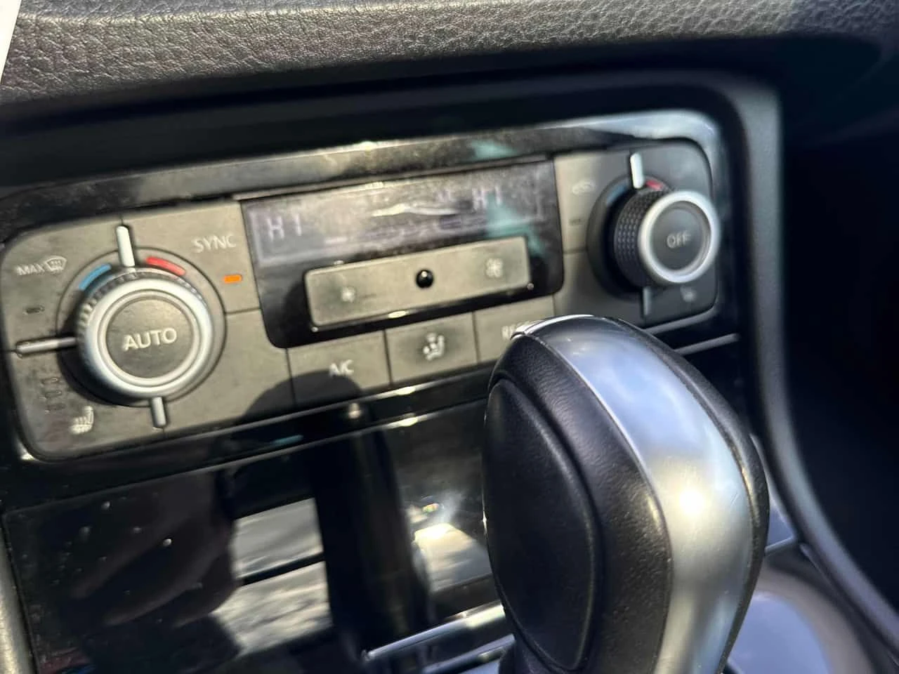 VW Touareg * V6 * ПАНОРАМА* КАМЕРА* ПОДГРЕВ* , снимка 10 - Автомобили и джипове - 54618937