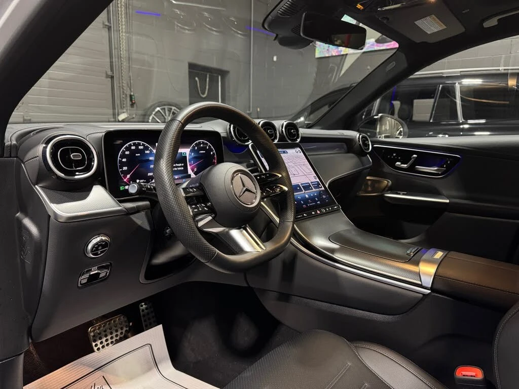 Mercedes-Benz GLC 300 * 4MATIC * PANO * Автокредит * (Цена до България), снимка 13 - Автомобили и джипове - 55463731