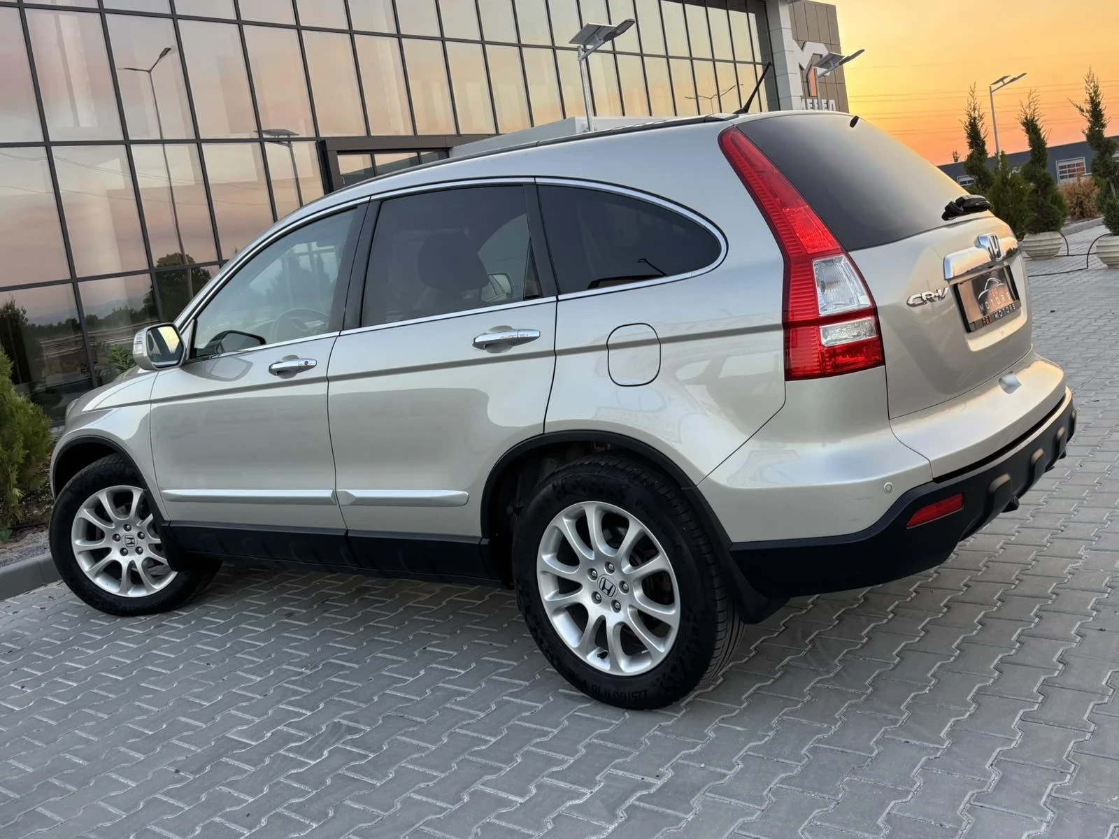 Honda Cr-v 2.2i-CDTi/140кс/4Х4/EXECUTiV/Кожа/Нави/Панорама/, снимка 7 - Автомобили и джипове - 55559353