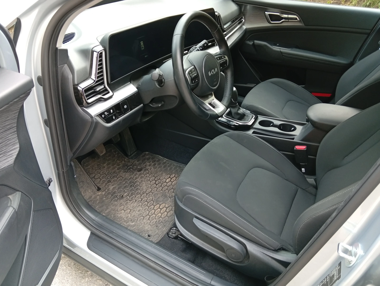 Kia Sportage, снимка 5 - Автомобили и джипове - 56267432