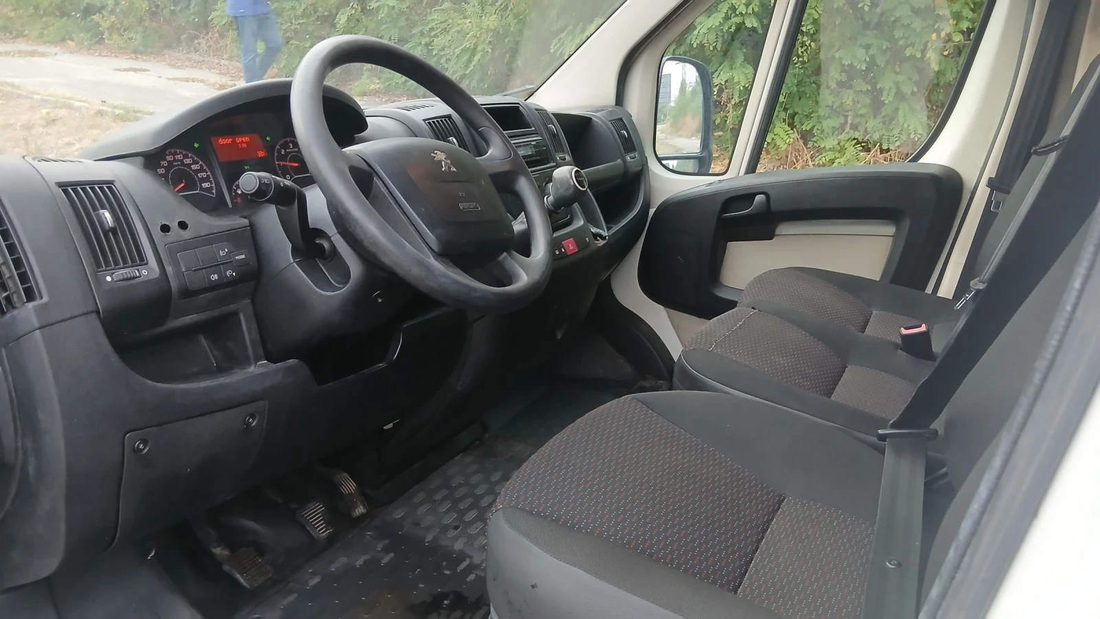 Peugeot Boxer 2.2 HDI 120 000 КМ - изображение 9