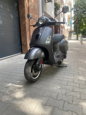  Vespa GTS