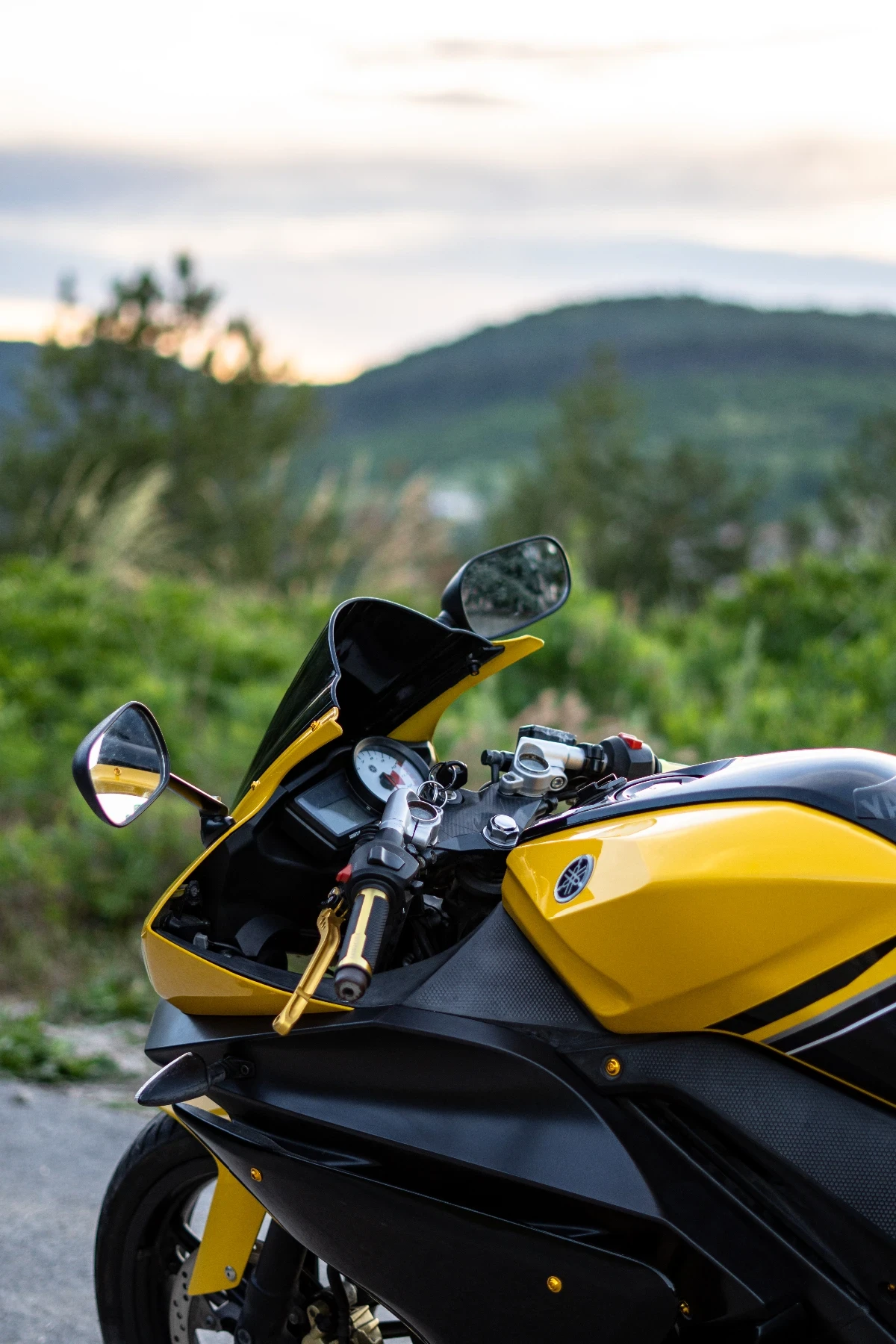 Yamaha Yzf R125, снимка 10 - Мотоциклети и мототехника - 54857366